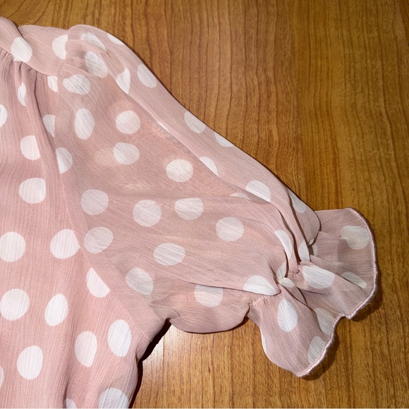 Tamara H. Women’s Pink and White Polka Dot Short Sleeve Blouse Top Size Medium - Picture 4 of 7